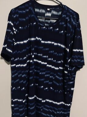 Men’s blue Tie and Dye Stripe T- shirt